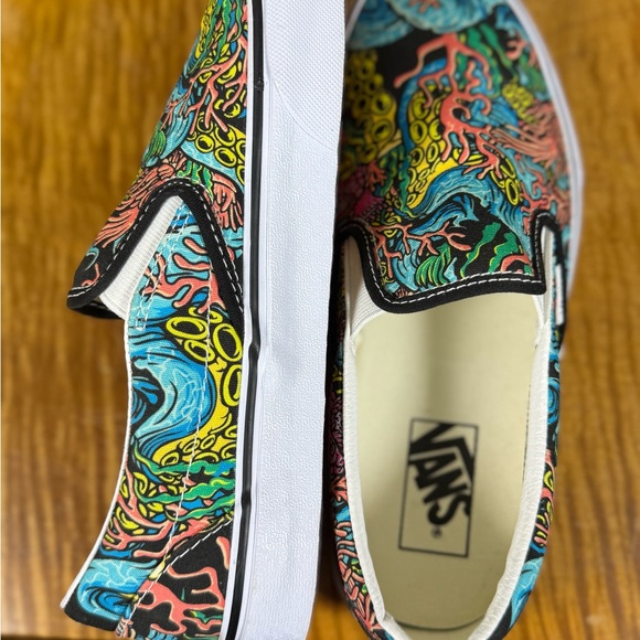 VANS Underwater Coral Octopus Slip-Ons Unisex, Size 7.5 m 9 W Limited Edition - Picture 8 of 9